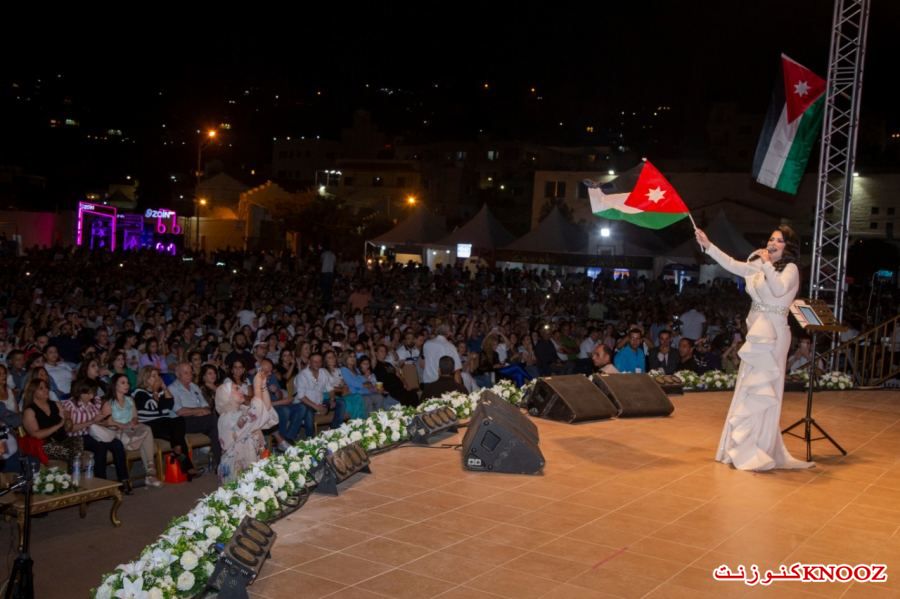 عروس المهرجان ديانا كرزون تختتم حفلات 